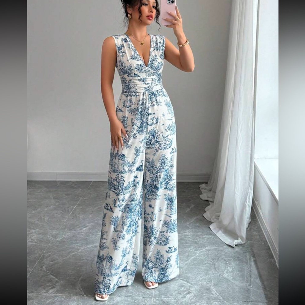 New to Posh C 🔆| Flores Black Jumpsuit with Flattering Fit and Versatile Design - Picture 6 of 10
